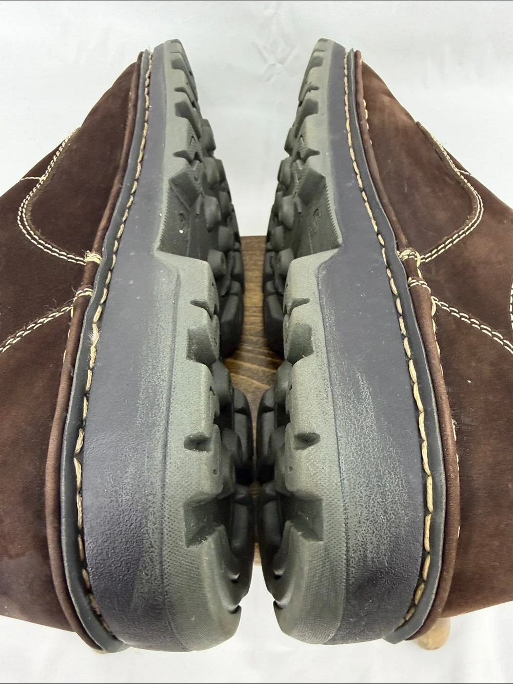 Earth Shoe Mark II Brown Suede w/ Cream Stitches Lace-up Boat Shoes, sz 10